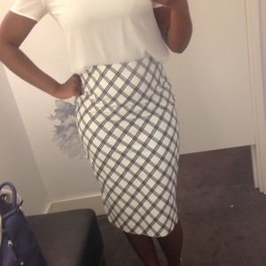 Checker striped pencil skirt